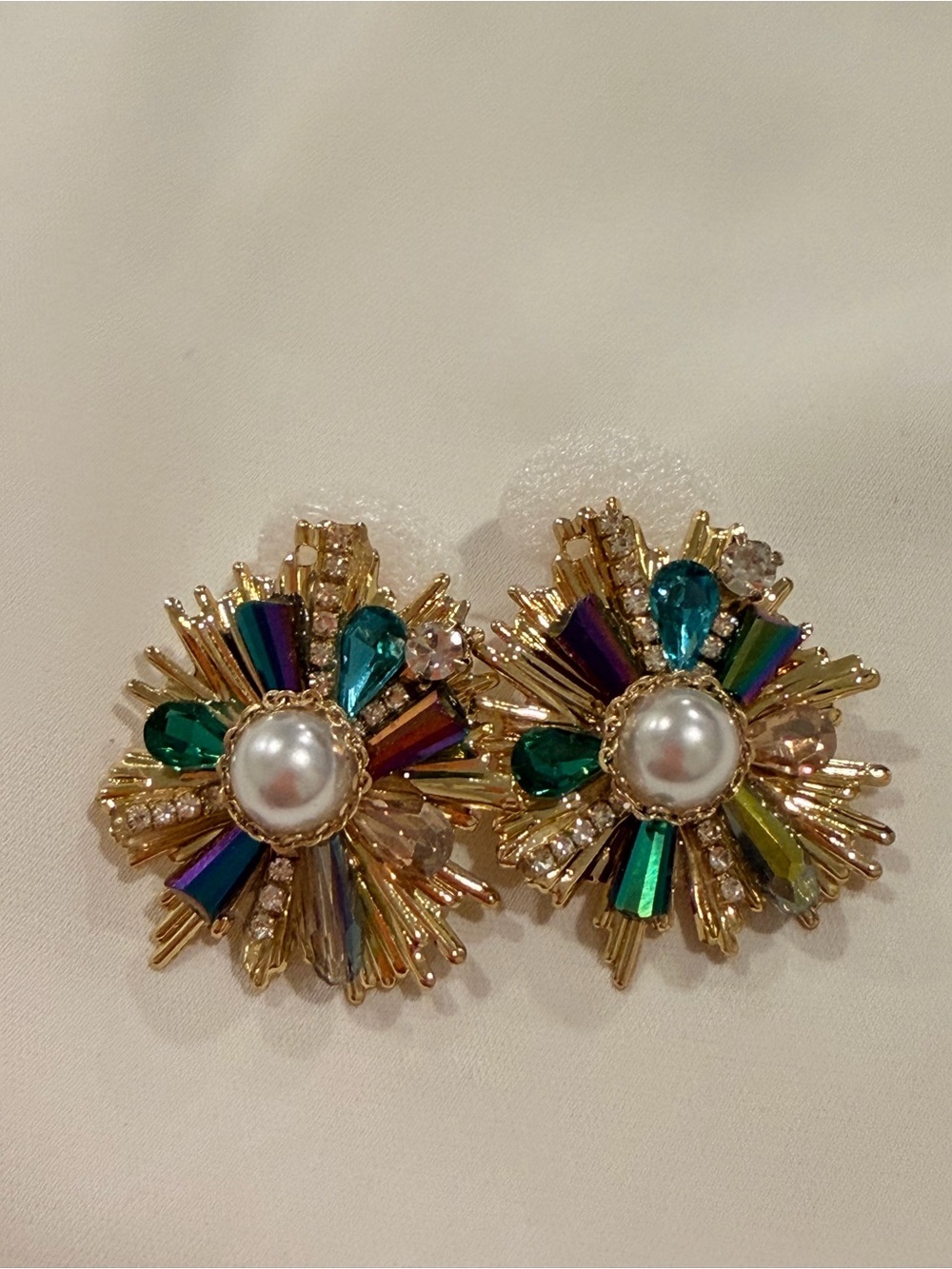Gold Multicolor Pearl Burst Earrings - Women Jewelry - Picture 6 of 8